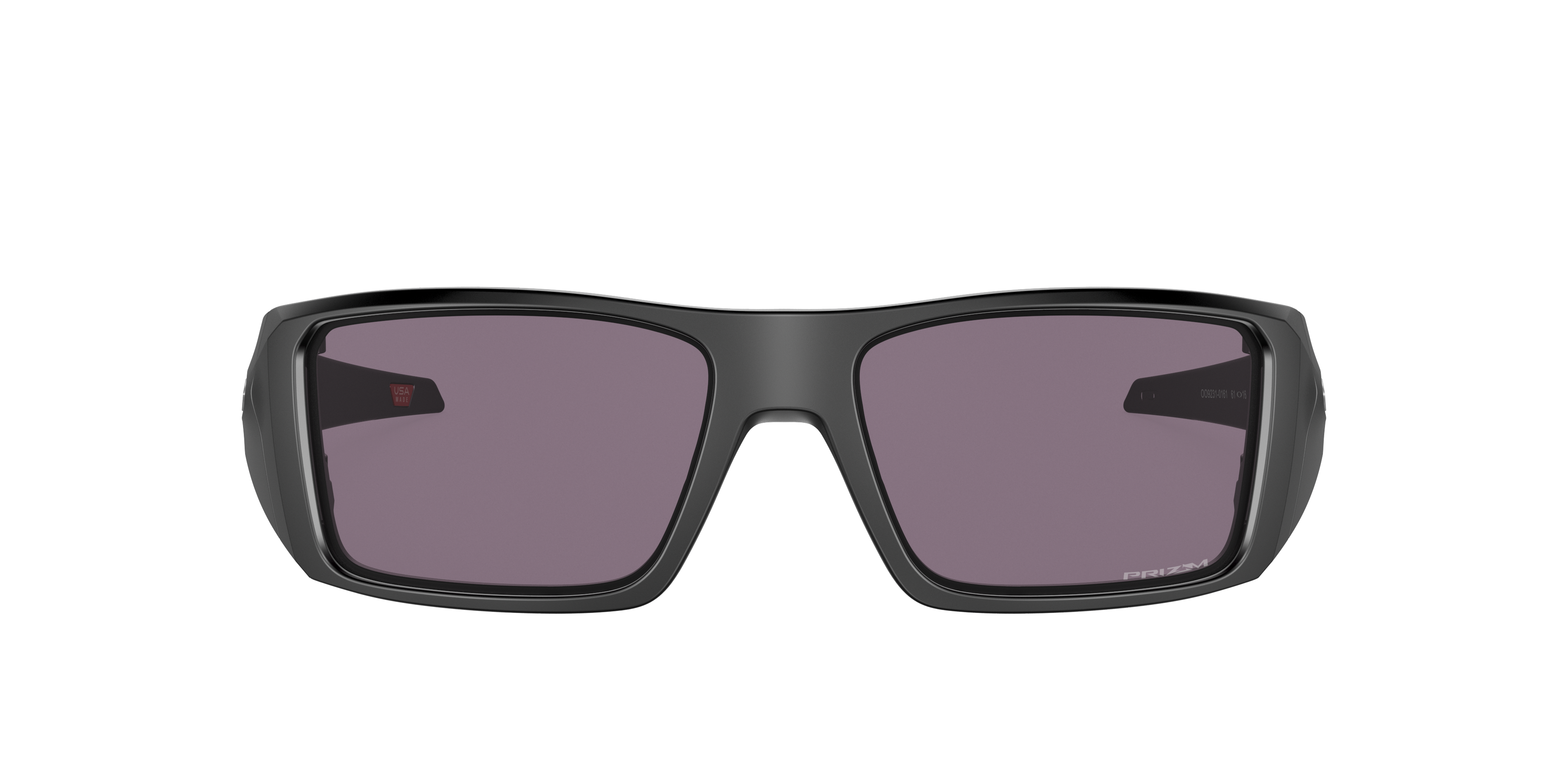 Man - Oakley 0OO9231 https://assets2.targetoptical.com/cdn-record-files-pi/116893cd-23d6-44c0-977c-af32013920be/6d4769dd-6dfa-4bf8-93f1-af33003cfc54/0OO9231__923101__P21__noshad__fr.png