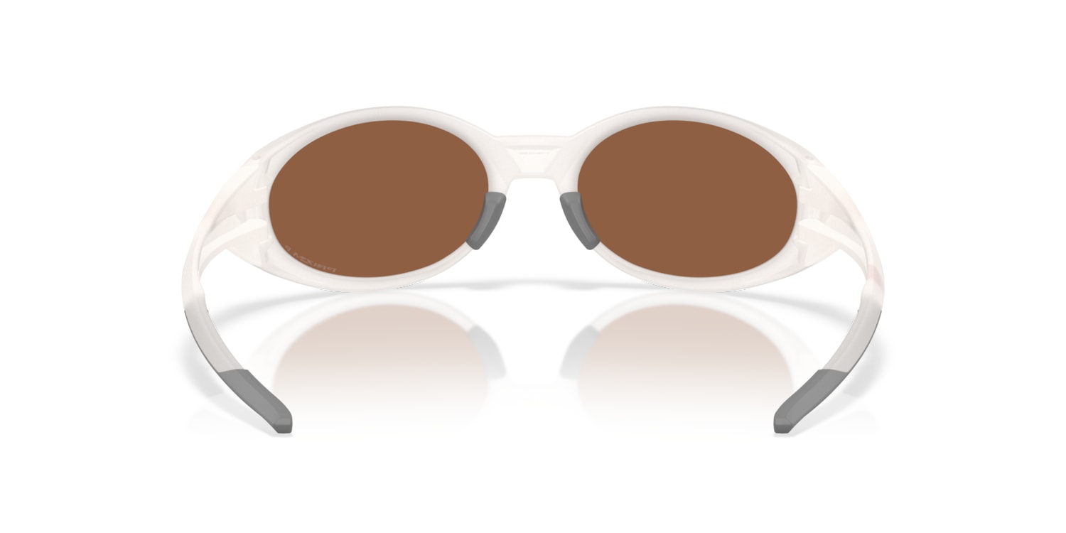Oakley 0OO9438 Sunglasses in White | Target Optical
