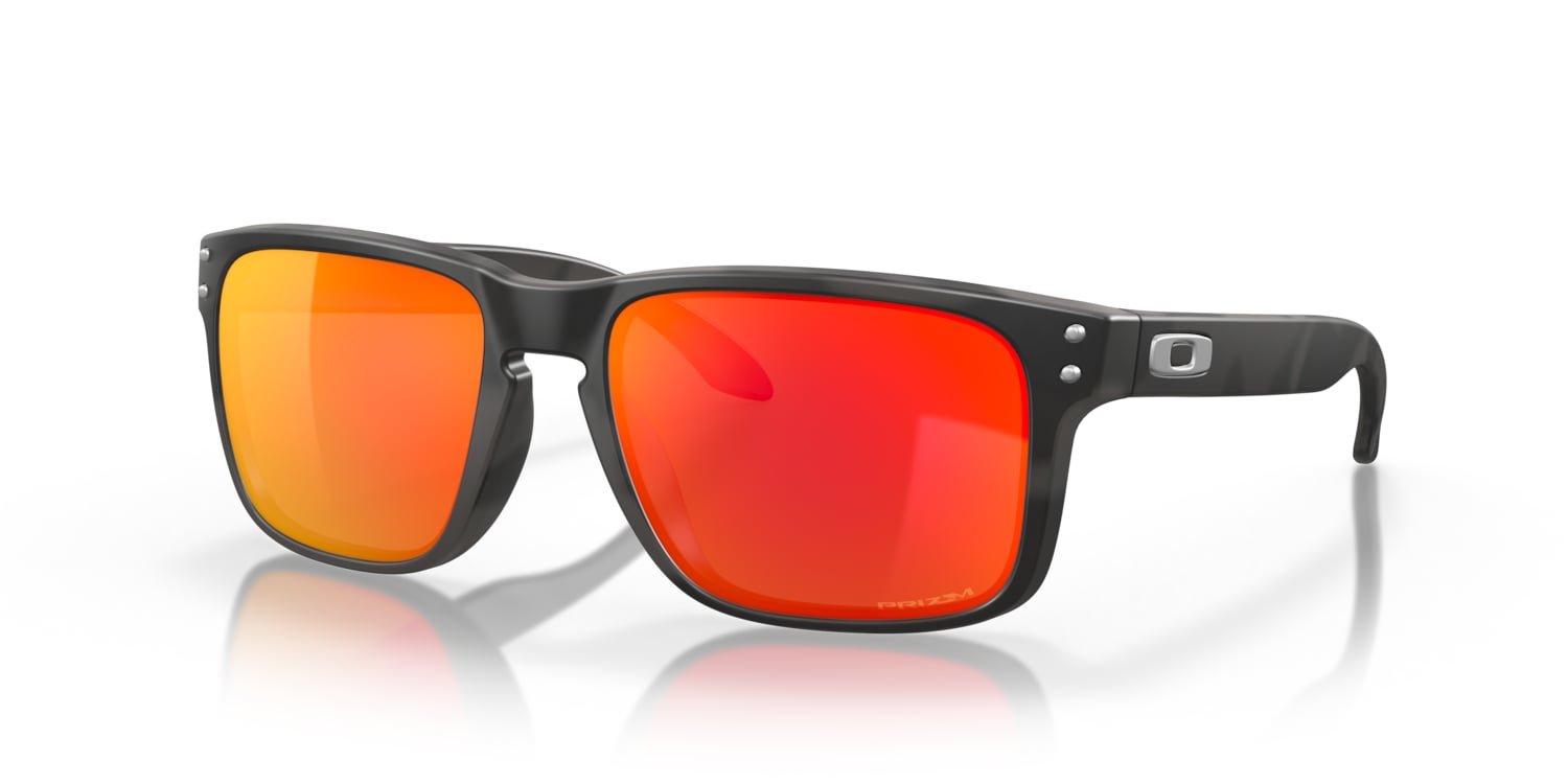 Oakley 0OO9102 Sunglasses in Black | Target Optical