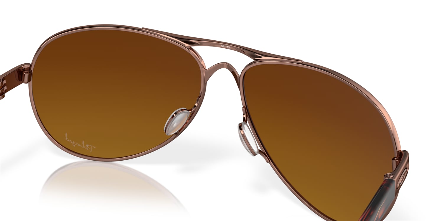 Oakley 0OO4079 Sunglasses in Gold | Target Optical