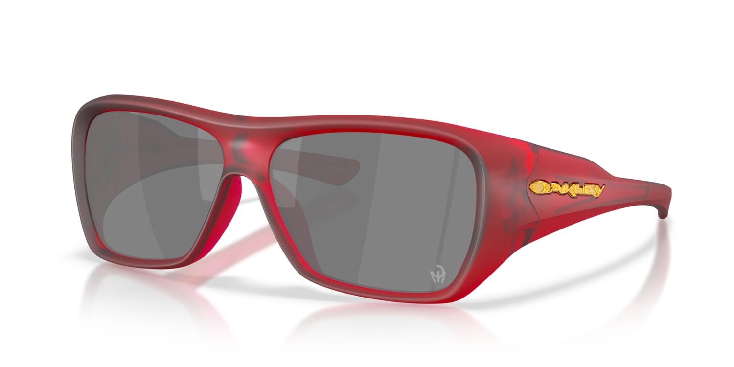 Oakley 0OO9492 Sunglasses in Red/Burgundy | Target Optical