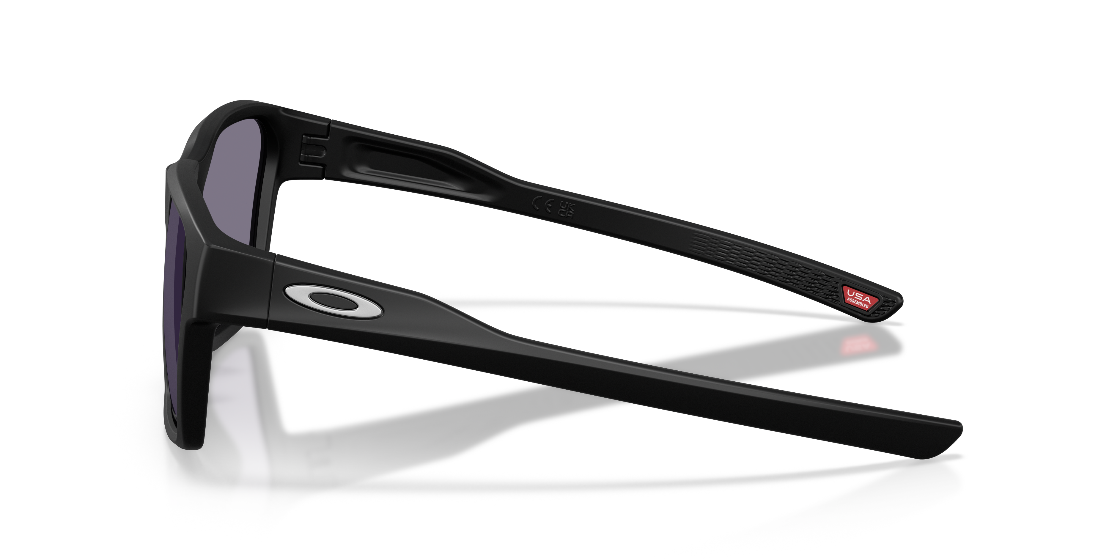 Oakley 0OO9497 Sunglasses in Black | Target Optical