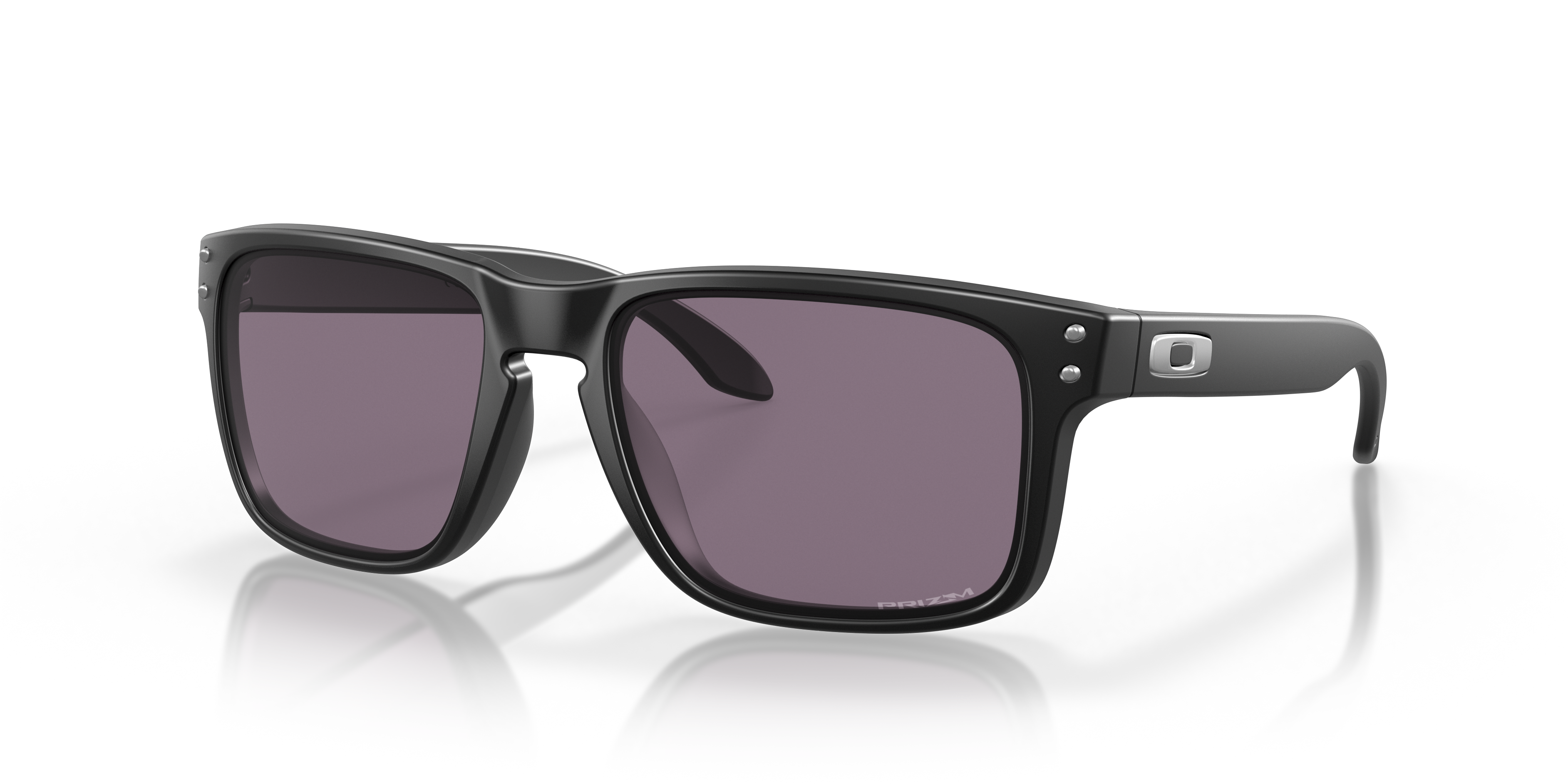 Oakley 0OO9102 Sunglasses in Black | Target Optical
