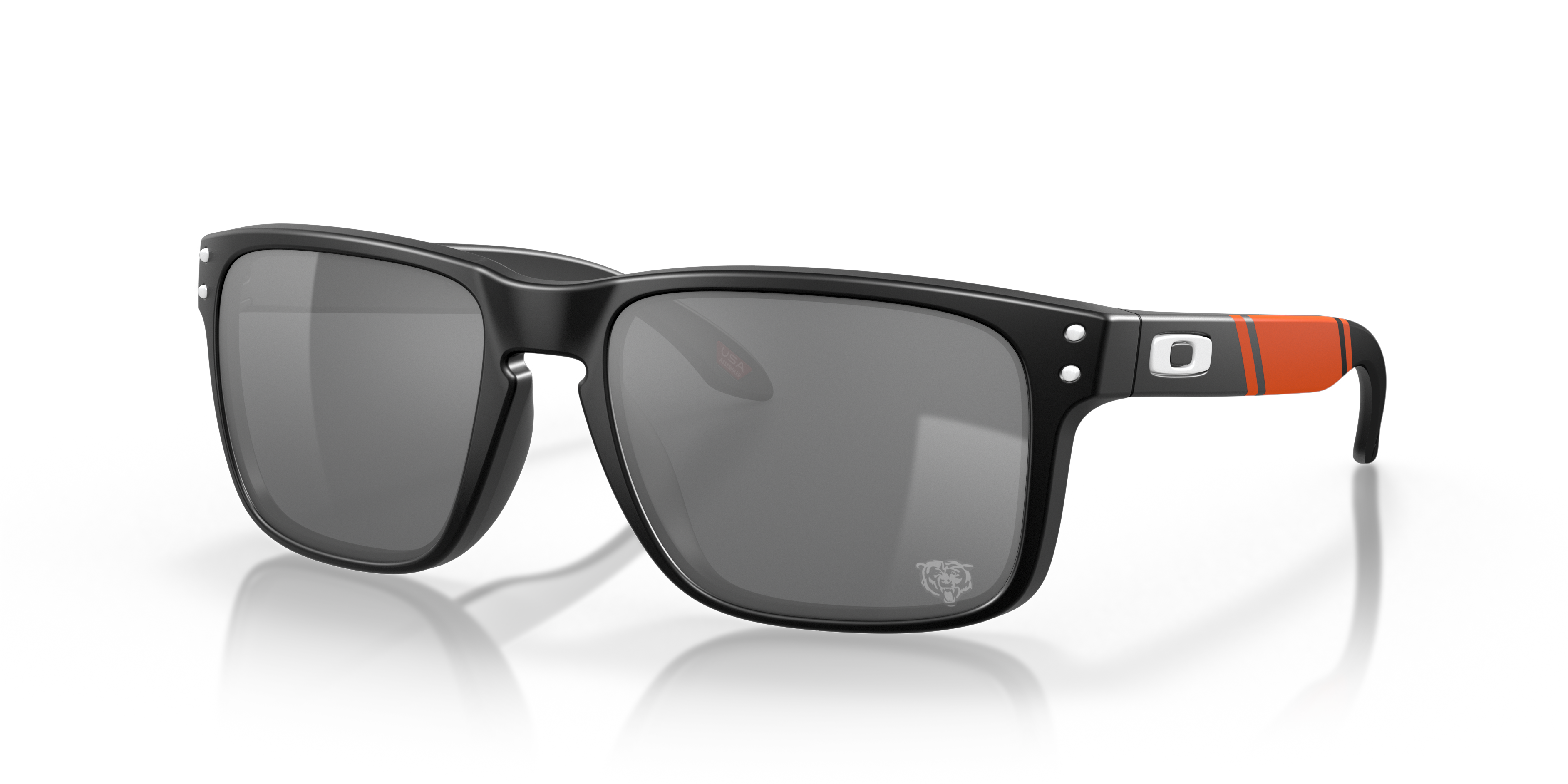 Oakley 0OO9102 Sunglasses in Black | Target Optical