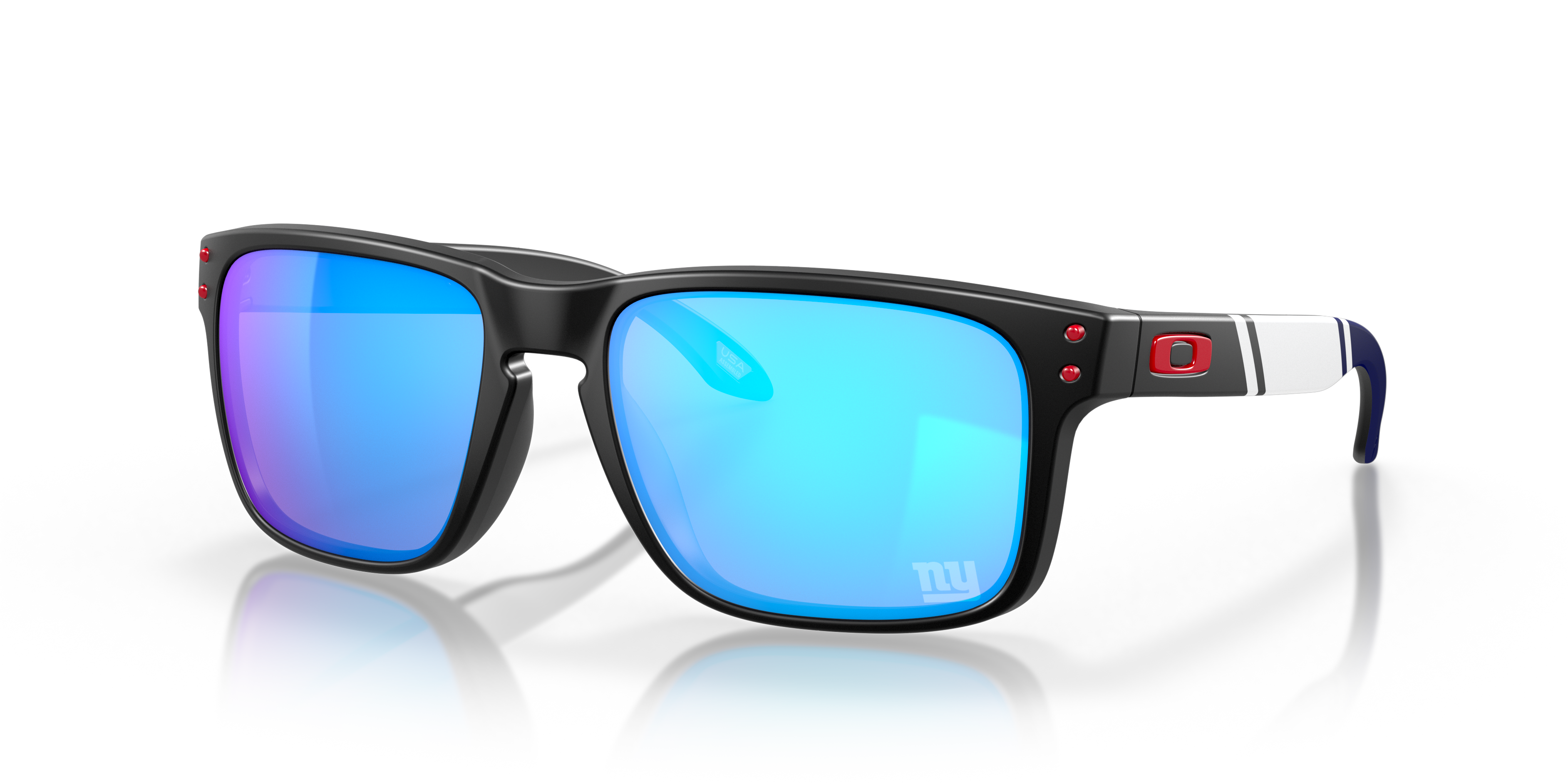 Oakley 0OO9102 Sunglasses in Black | Target Optical