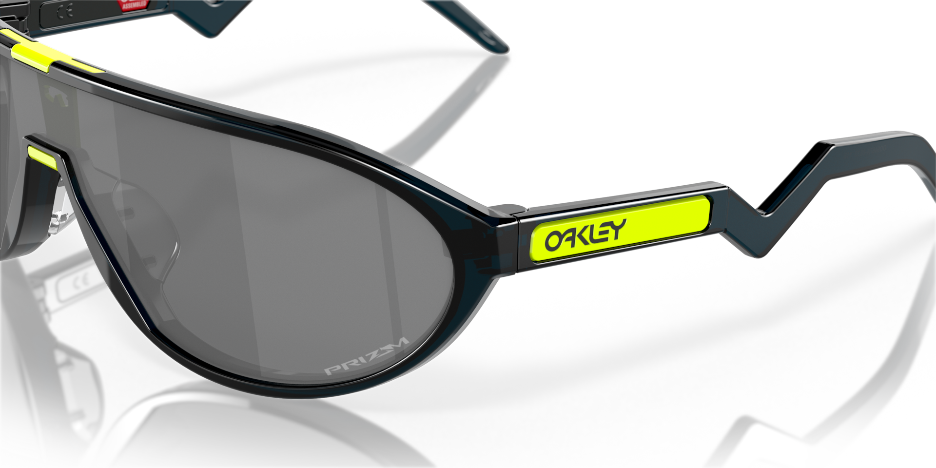 Oakley 0OO9467A Sunglasses in Blue | Target Optical