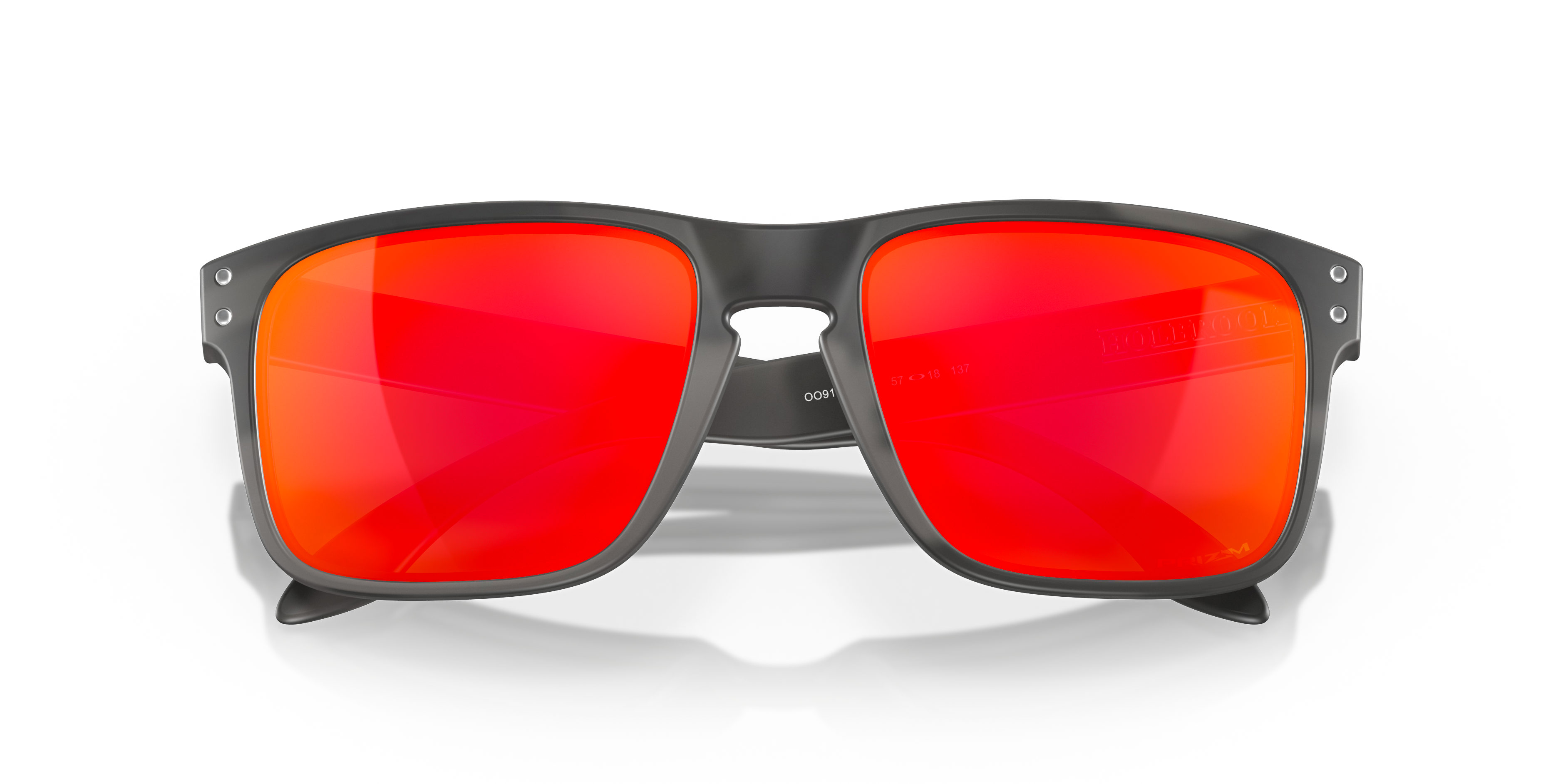 Oakley 0OO9102 Sunglasses in Black | Target Optical