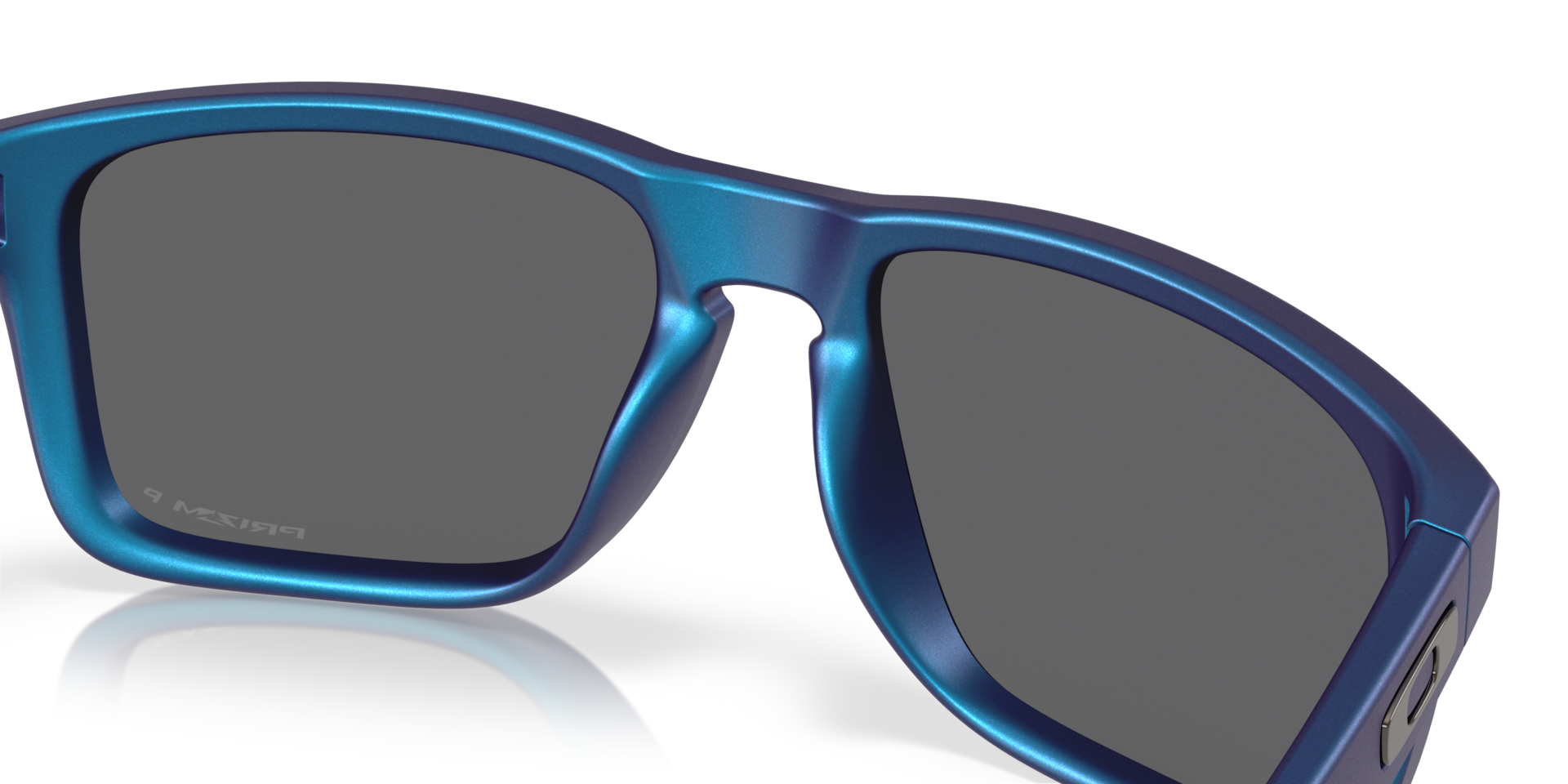 Oakley 0OO9417 Sunglasses in Blue | Target Optical
