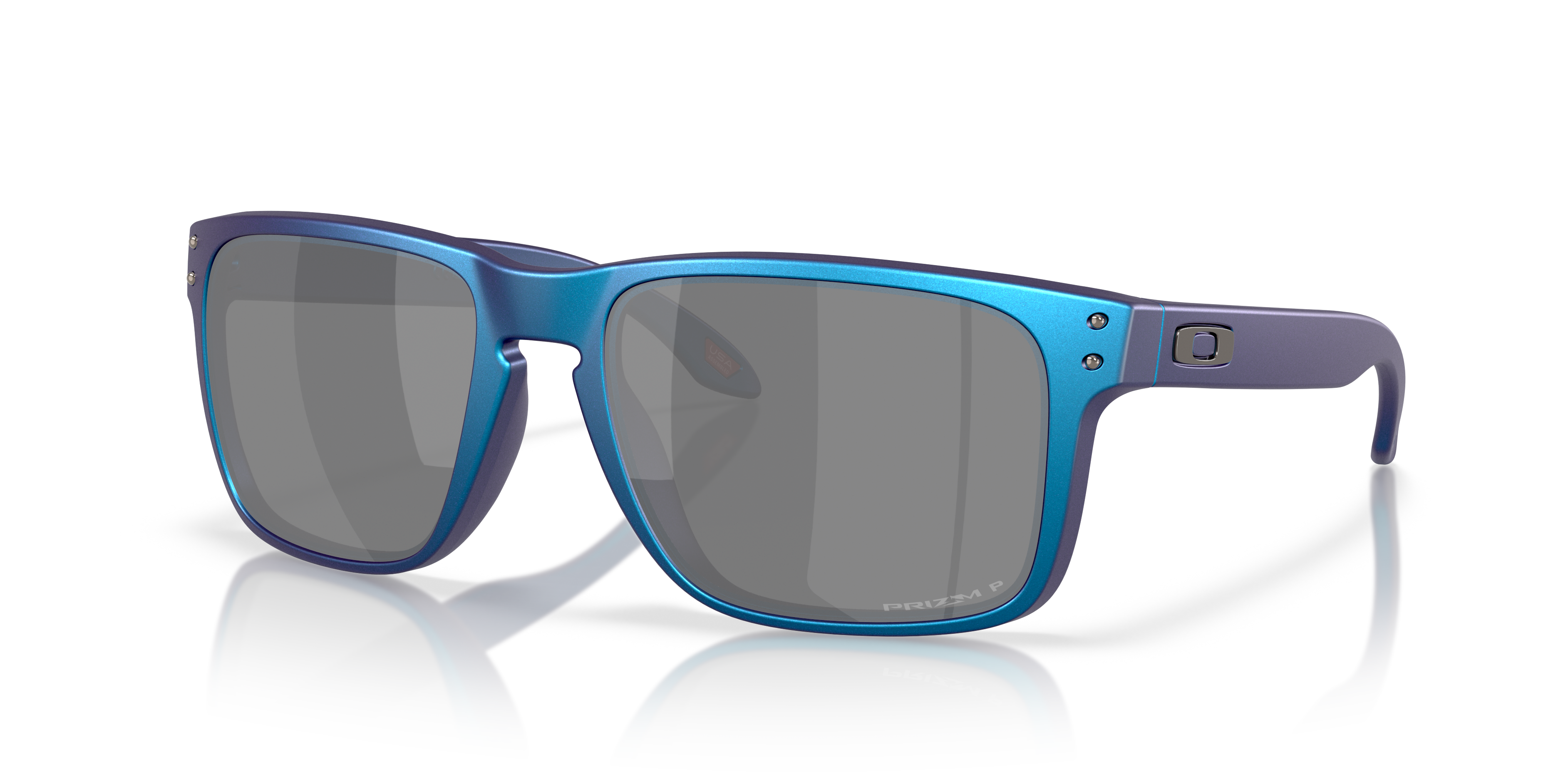 Oakley 0OO9417 Sunglasses in Blue | Target Optical