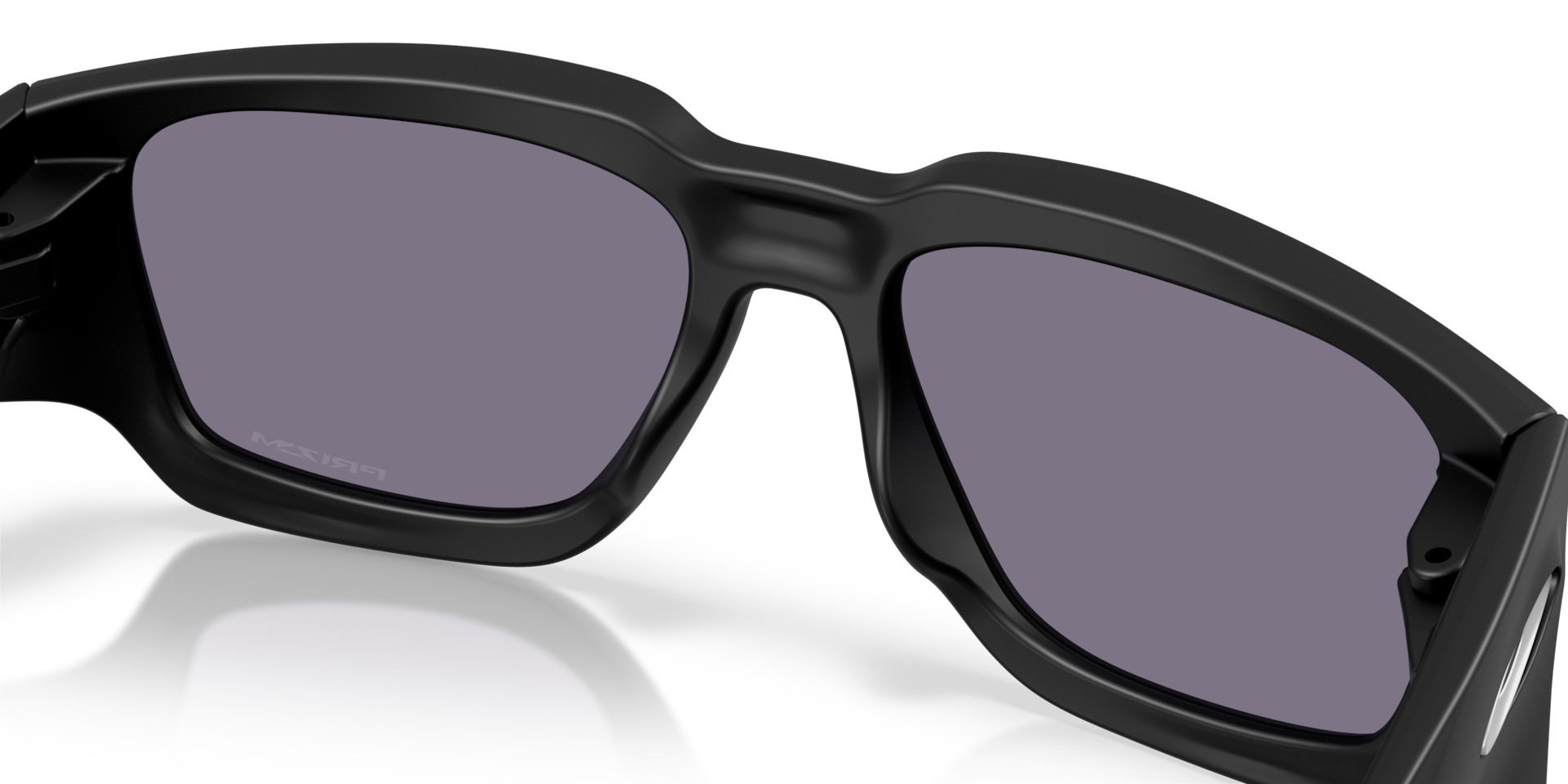 Oakley 0OO9514 Sunglasses in Black | Target Optical
