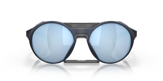 Oakley 0OO9440 Sunglasses in Black | Target Optical